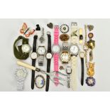 A MISCELLANEOUS SELECTION OF ITEMS, to include a small quantity of costume jewellery such as