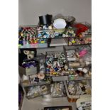 TEN SMALL BOXES AND LOOSE TUBS OF ASSORTED SEWING COTTONS, ETC, including vintage Sylko on wooden