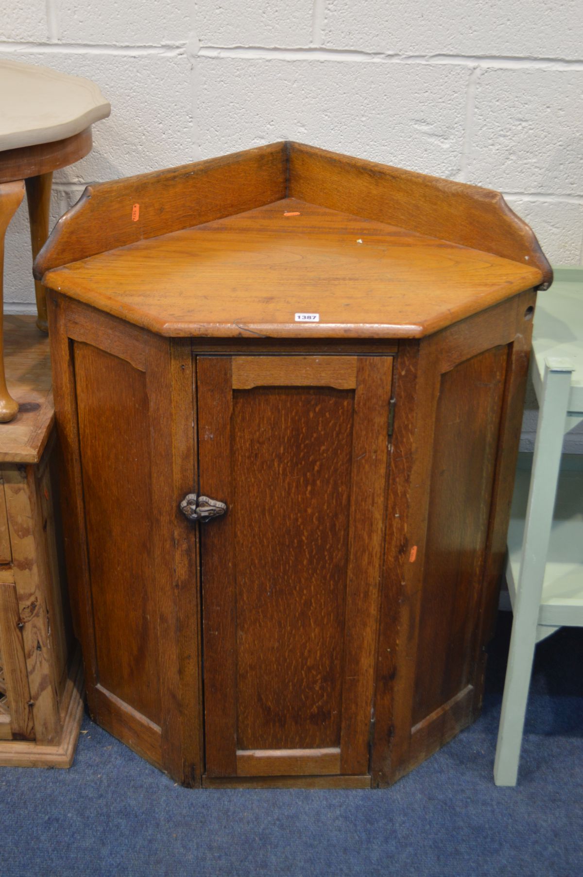 AN EARLY 20TH CENTURY OAK PANELLED SINGLE DOOR CORNER UNIT, together with a pine single drawer - Image 3 of 5