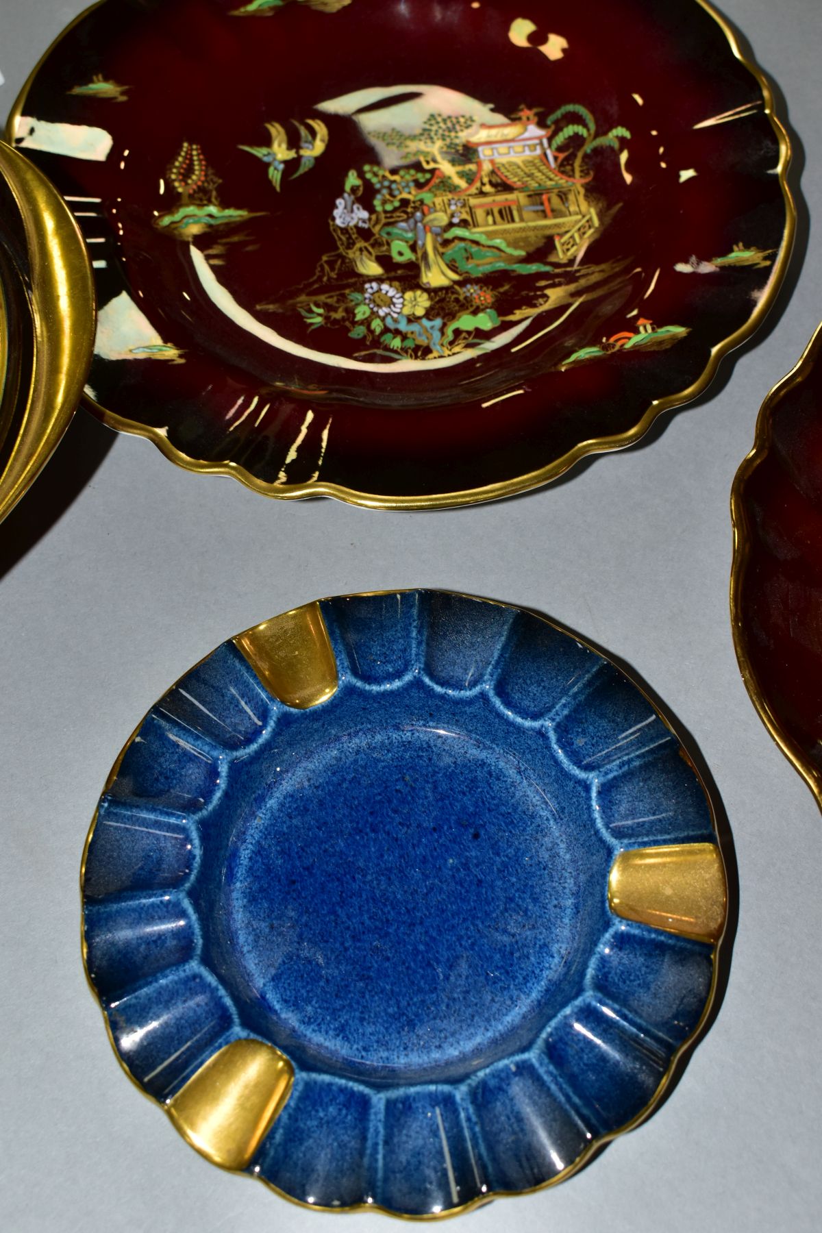 A CARLTON WARE ROUGE ROYALE TWIN HANDLED BOWL, a Carlton Ware powder blue ashtray, another Carlton - Image 3 of 6