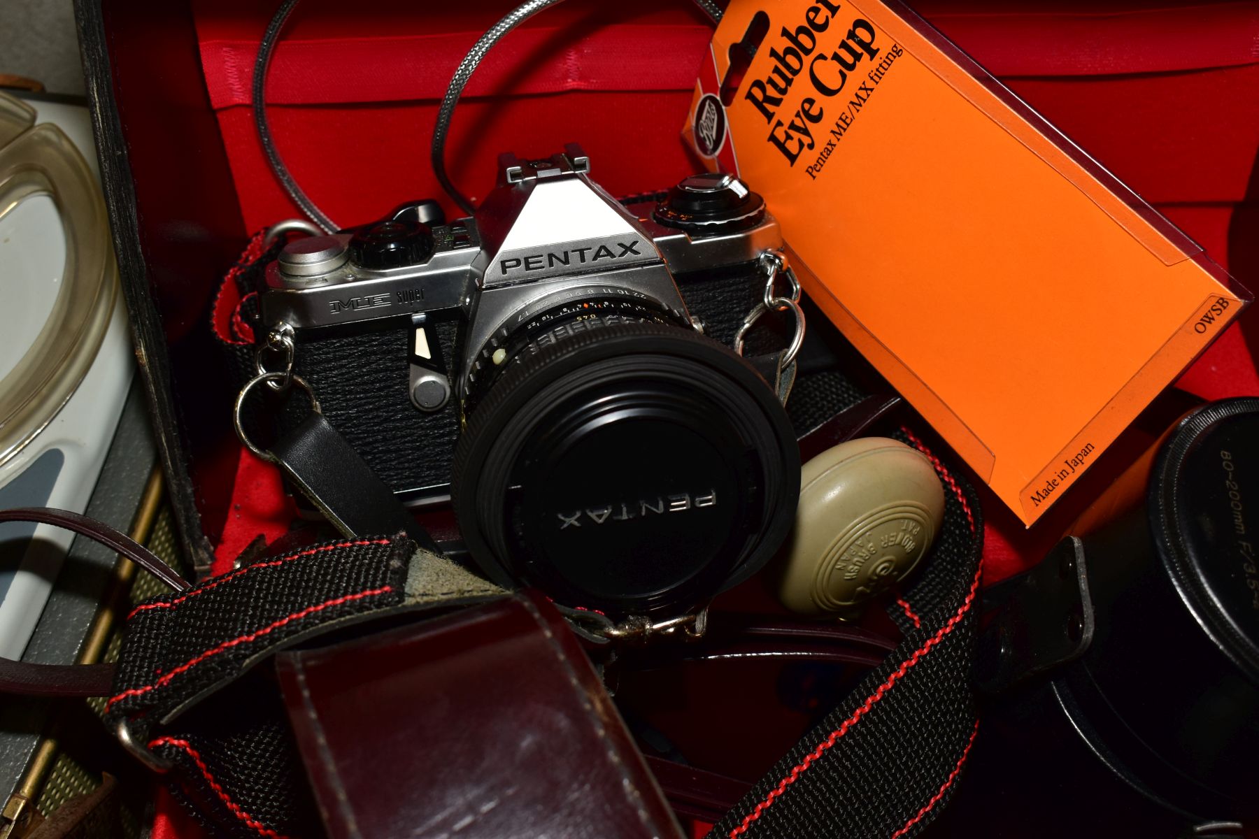 PHOTOGRAPHIC AND CINE EQUIPMENT etc to include a Pentax Me Super camera with 50mm f1.7 lens, Sigma - Image 2 of 8