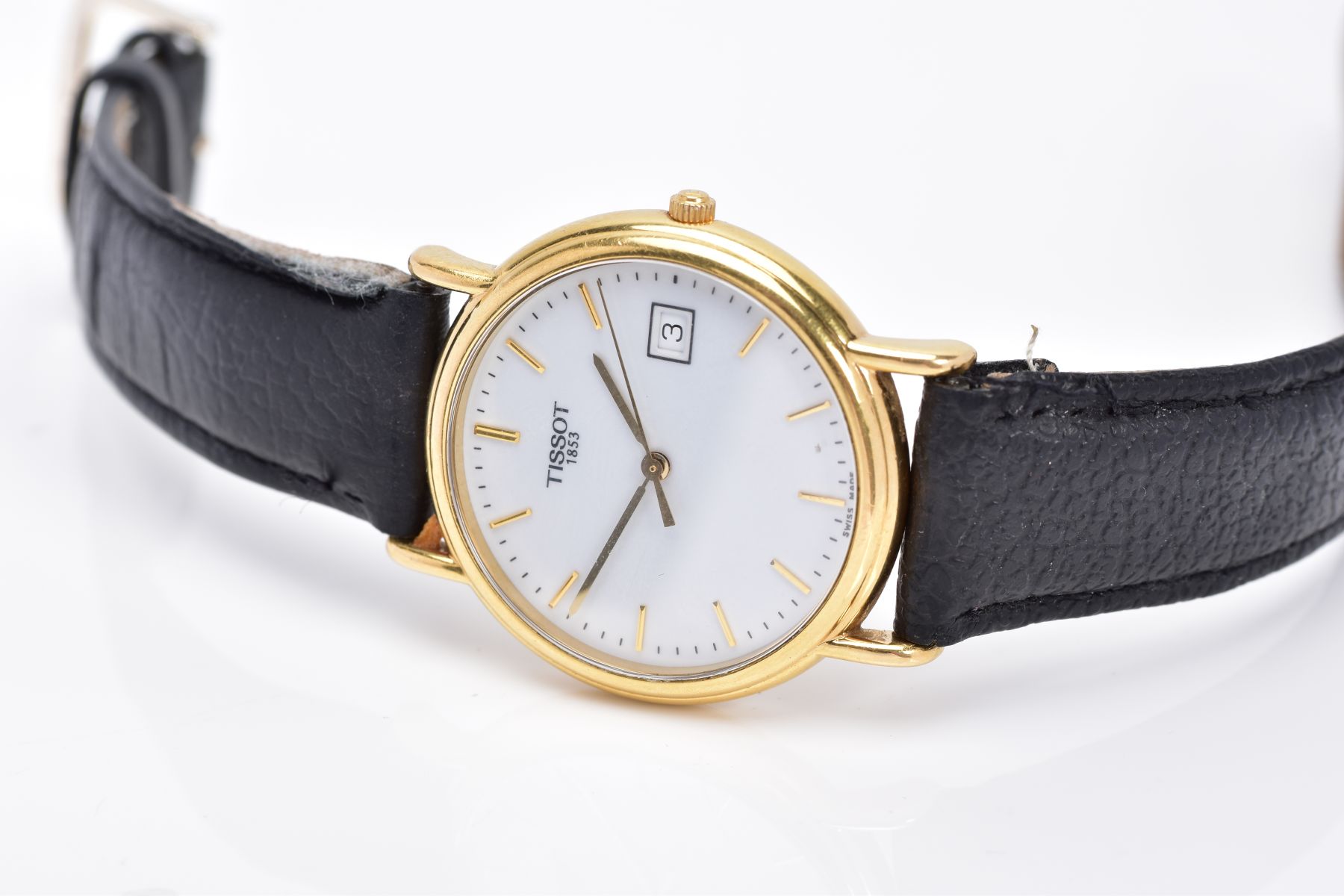 A GENTS 18CT GOLD TISSOT WRISTWATCH, designed with a white dial, dial signed 'Tissot 1853' baton - Image 3 of 4