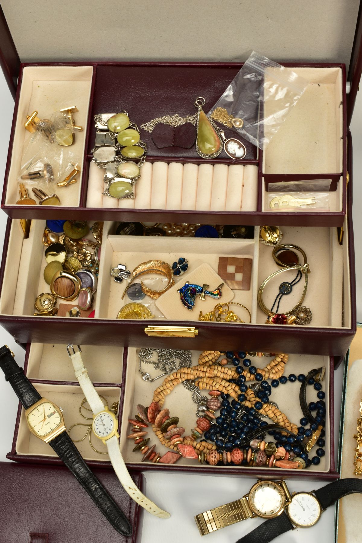 A BOX OF COSTUME JEWELLERY AND A BURGUNDY JEWELLERY BOX WITH CONTENTS, to include a yellow metal - Image 2 of 4