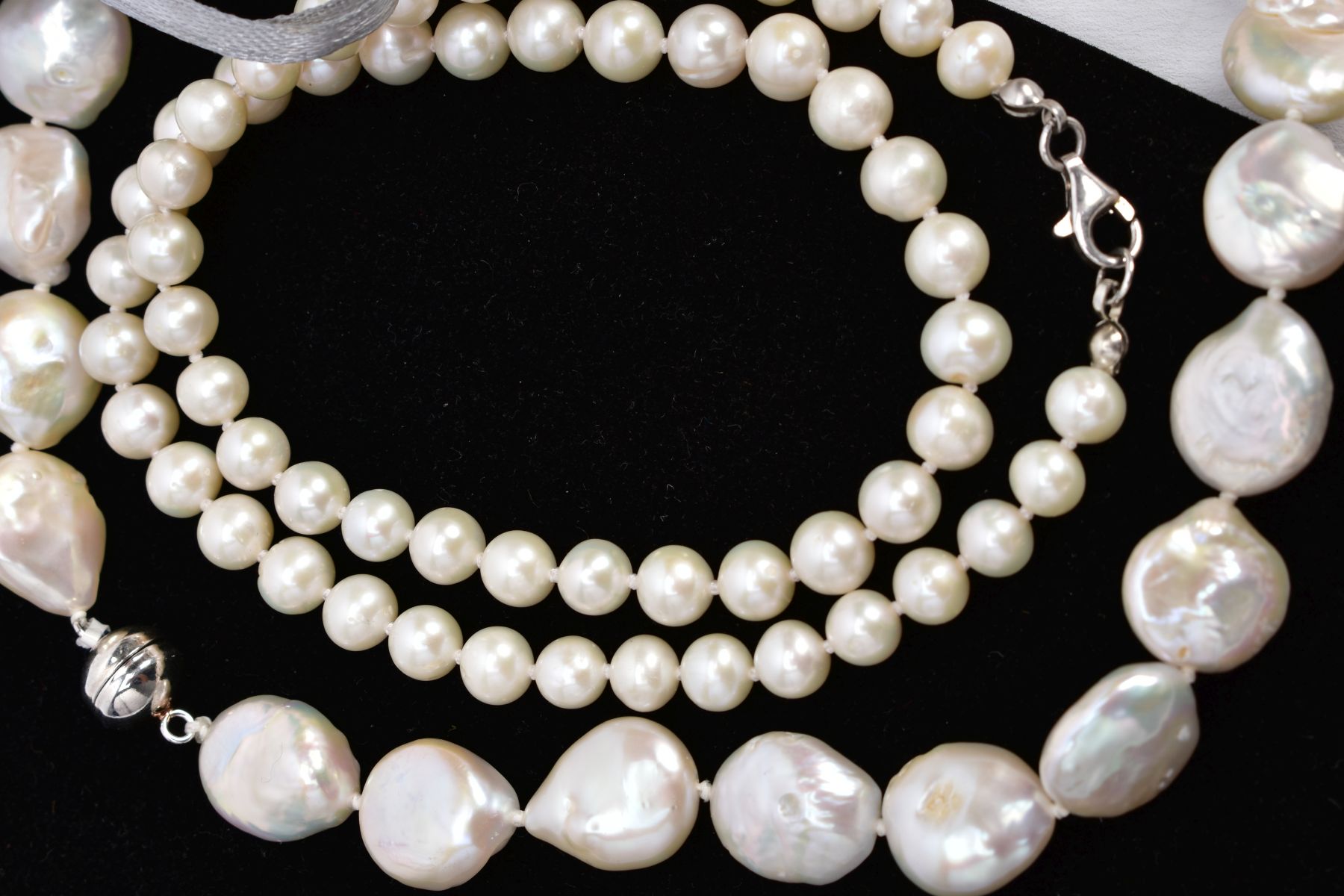 A SELECTION OF CULTURED AND IMITATION PEARL STRAND NECKLACES, the first strand of small baroque - Image 3 of 3