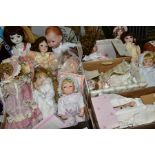 A COLLECTION OF ASHTON-DRAKE GALLERIES AND OTHER COLLECTORS DOLLS, some complete, all with boxes and