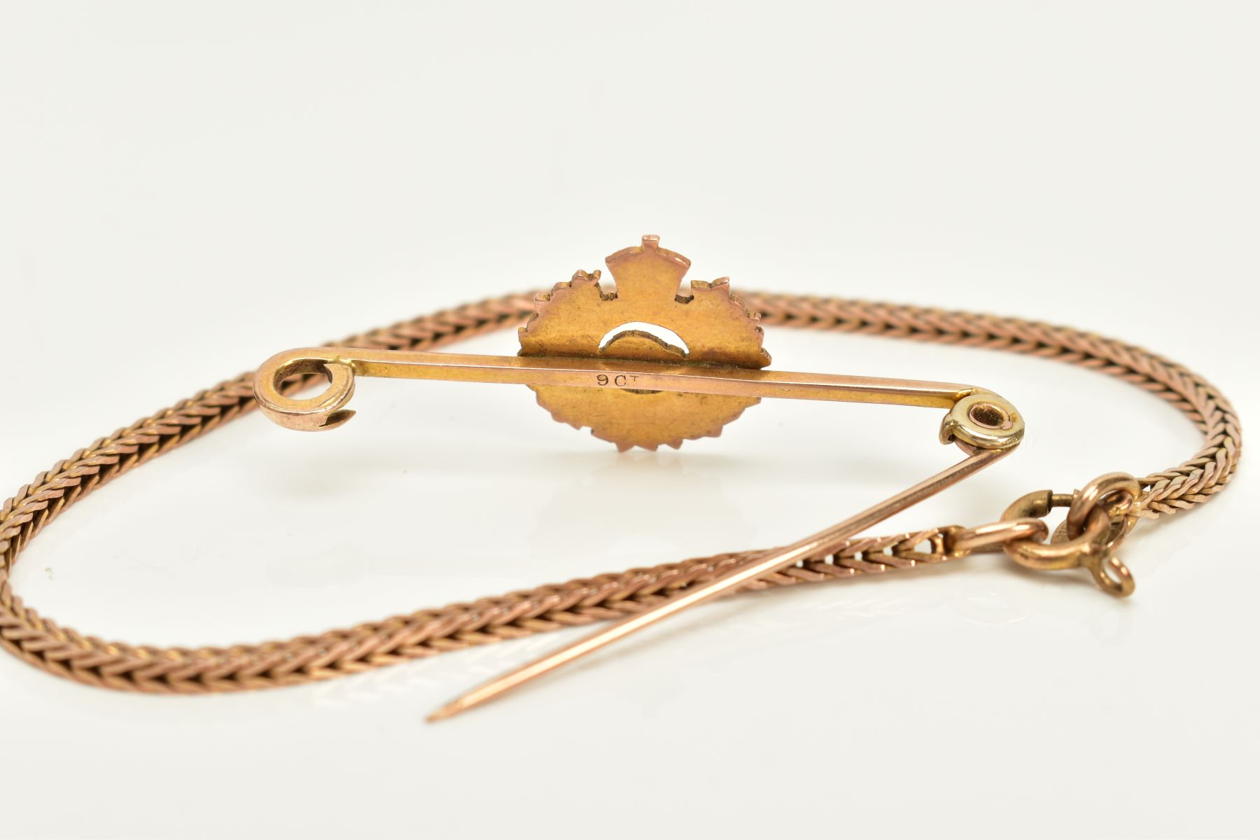 A 9CT GOLD BRACELET AND BAR BROOCH, the box snake chain bracelet, spring clasp, London 9ct gold - Image 2 of 2