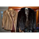 A LADIES DARK BROWN MINK JACKET, having feature button cuffs with seam split, and side seam pockets,