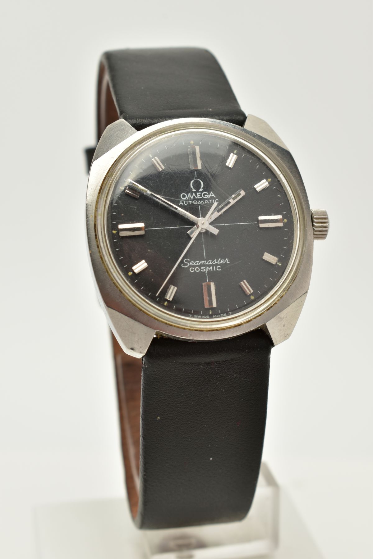 A GENTS OMEGA AUTOMATIC SEAMASTER COSMIC WRISTWATCH, black dial, baton markers, silver coloured - Bild 2 aus 6