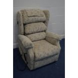 A FLORAL UPHOLSTERED ELECTRIC RISE AND RECLINE ARMCHAIR (PAT pass and working)