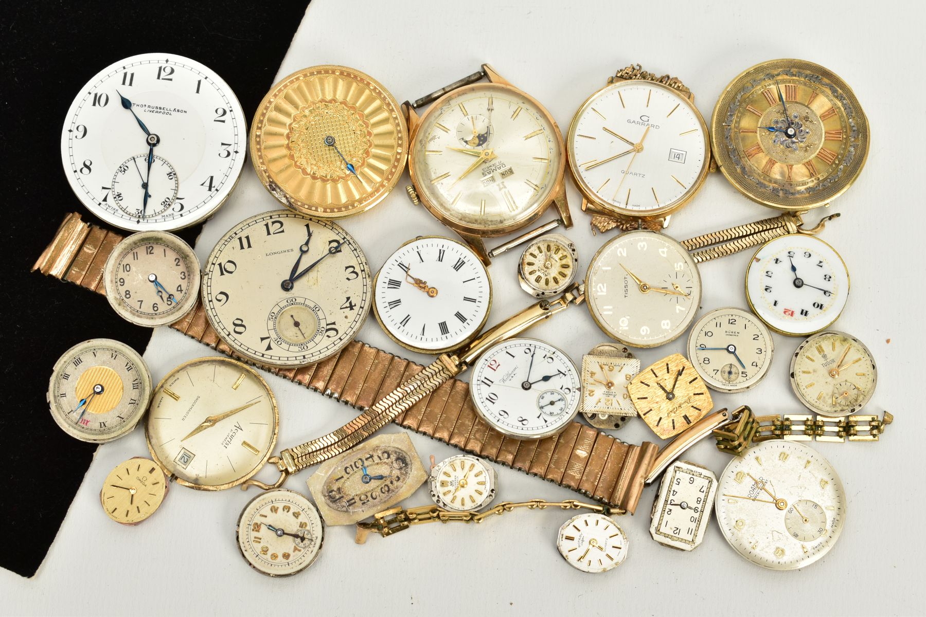 A QUANTITY OF WATCH PARTS AND MOVEMENTS, to include three watch straps, together with pocket watch