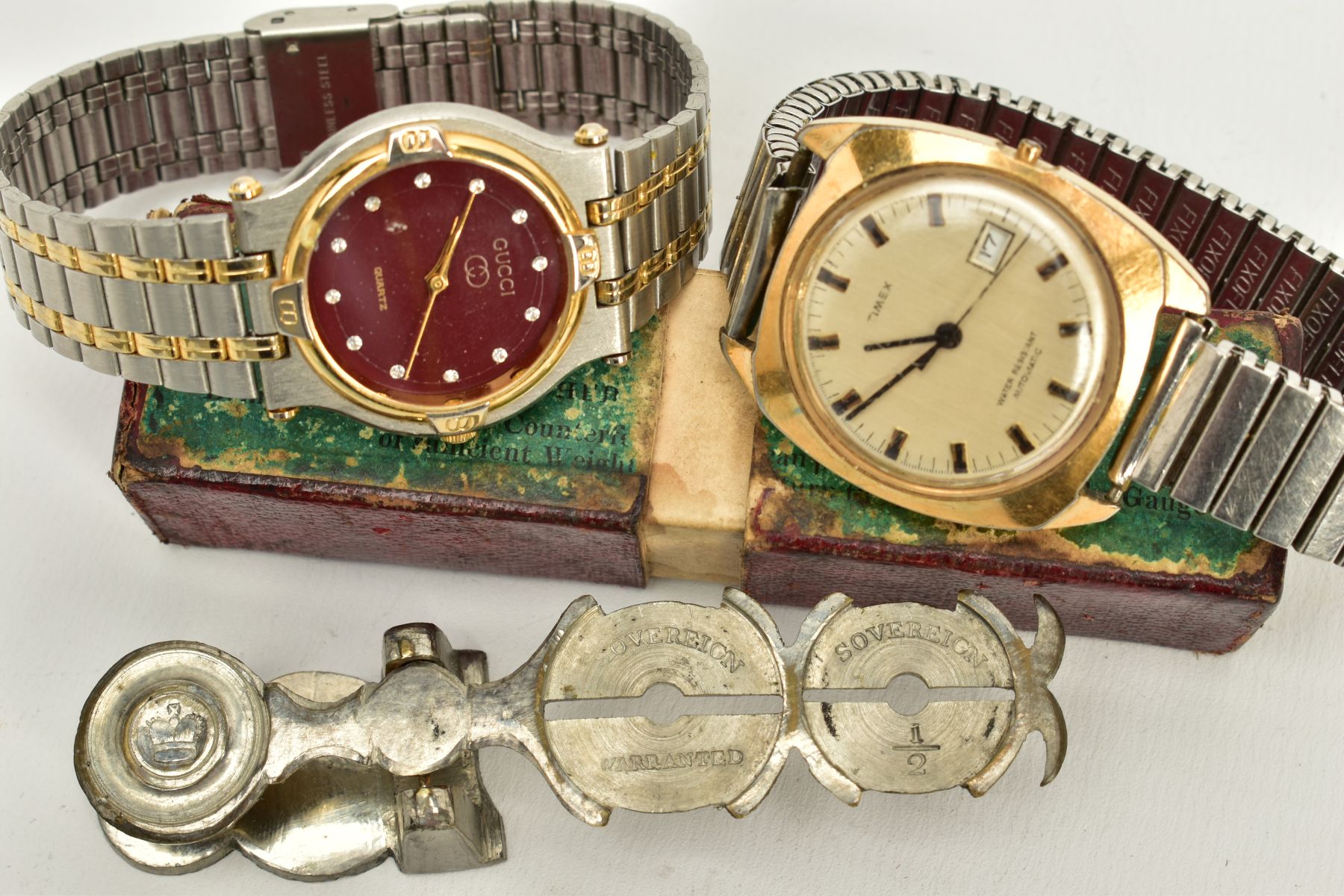 TWO GENTS WRISTWATCHES AND A PAIR OF SOVEREIGN SCALES, to include a 'Timex' gold coloured dial, - Bild 2 aus 3