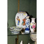 FOUR PIECES OF MODERN CHINESE POTTERY AND PORCELAIN, including a handpainted blue and white Ming