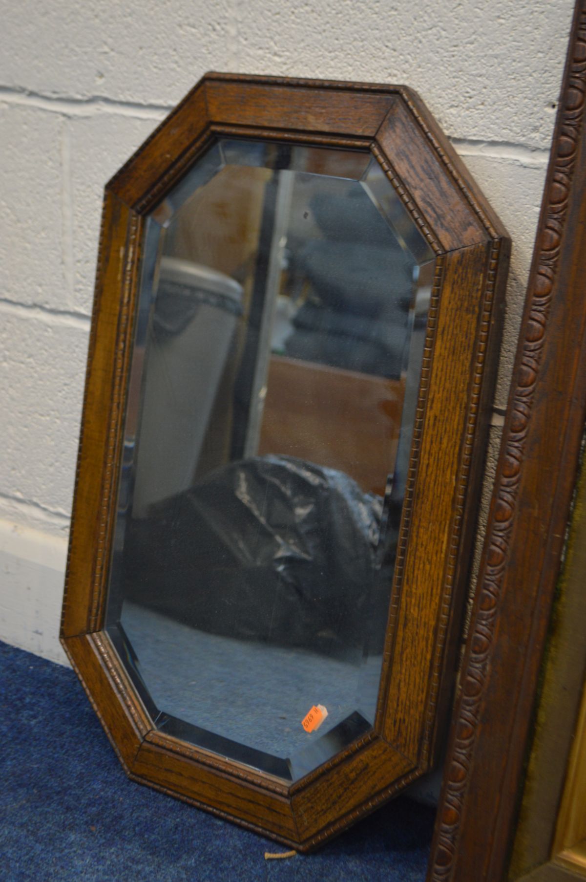 AN EARLY 20TH CENTURY OAK FRAMED GYPSIE MIRROR, 55cm x 86cm and another wall mirror with cantered - Image 3 of 3