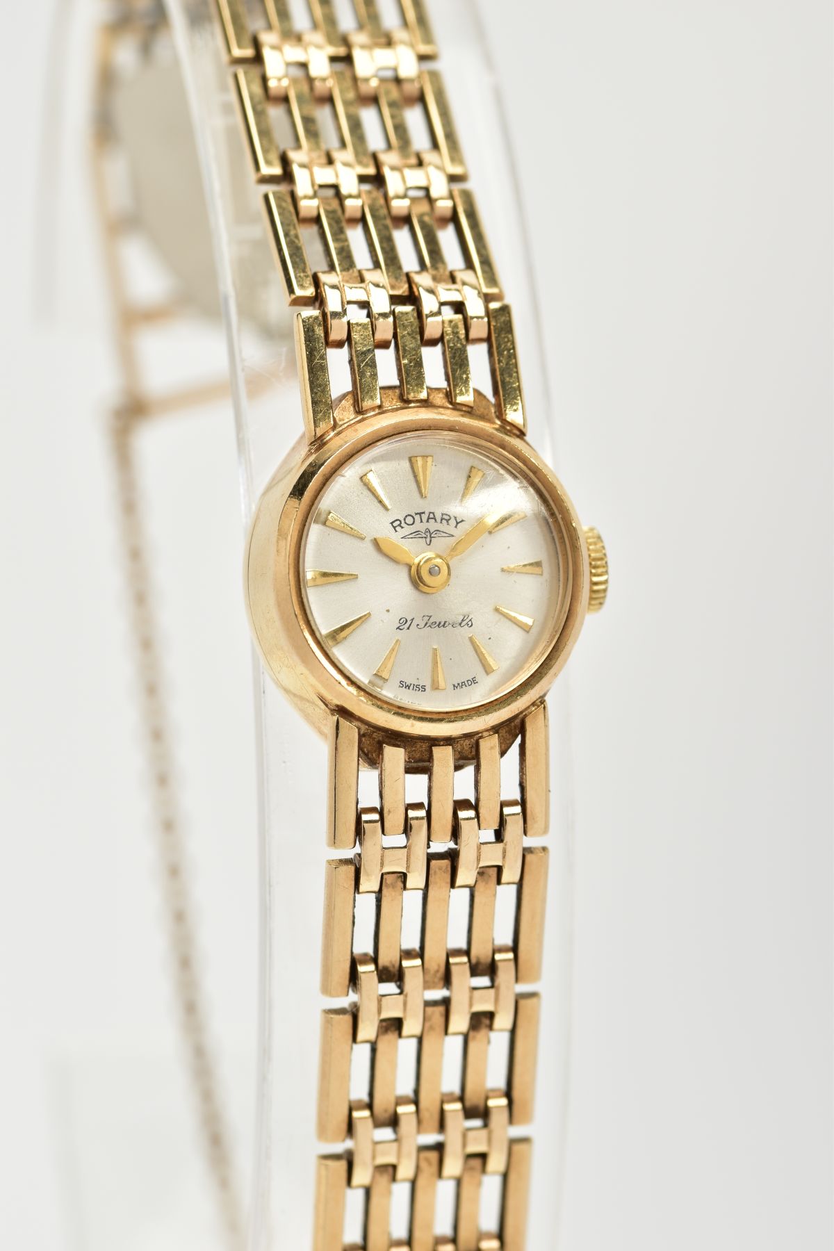 A 9CT GOLD LADY'S HAND WOUND 'ROTARY' WRISTWATCH, silver dial, baton markers, gold coloured hands, - Image 2 of 5