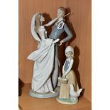 A LLADRO FIGURE GROUP, 'I Love You Truly' depicting Bride and Groom dancing, No 1528, designed by