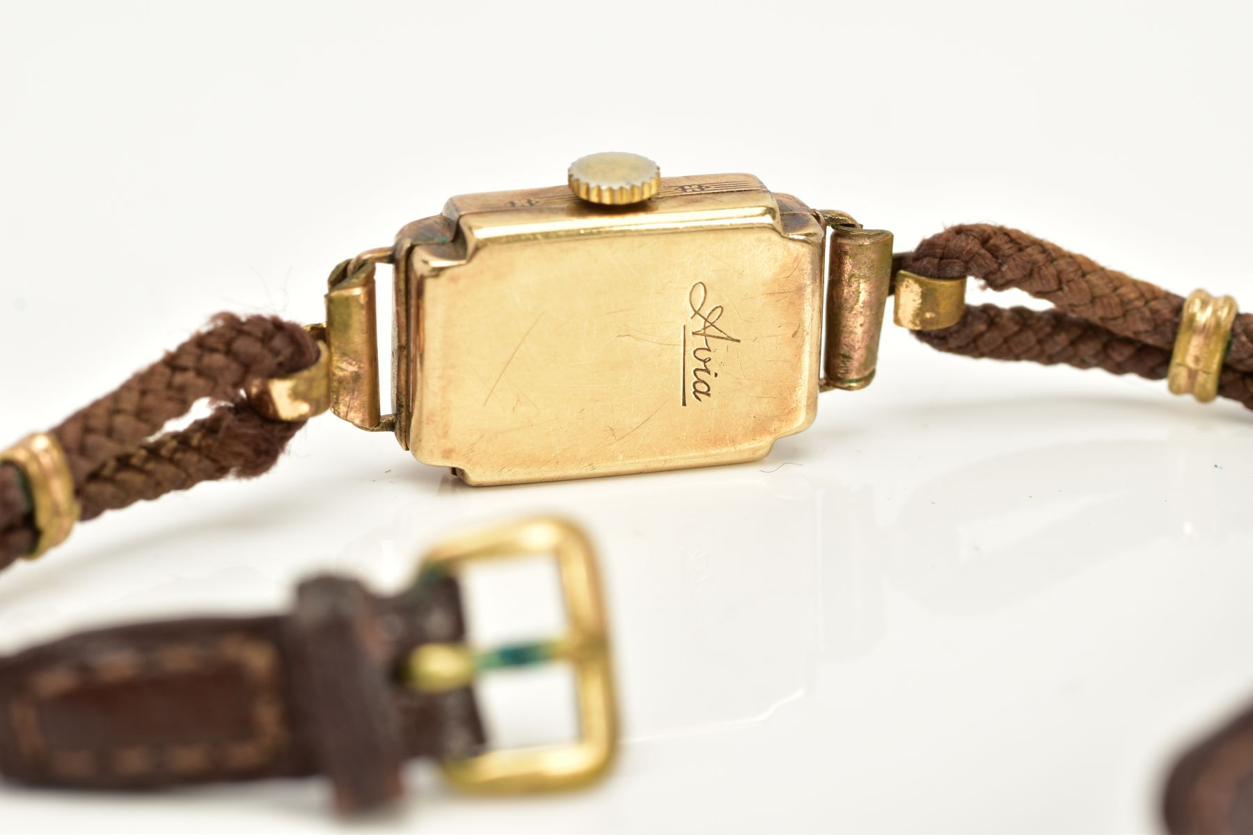 A 9CT GOLD LADYS HAND WOULD 'AVIA' COCKTAIL WRISTWATCH, the rectangular case with a square cream - Image 5 of 5