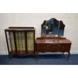 A MAHOGANY TWO DOOR GLAZED CHINA CABINET, on cabriole legs, width 99cm x depth 36cm x height