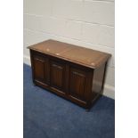 AN OAK LINENFOLD BLANKET CHEST, width 89cm x depth 72cm x height 55cm