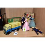 A BOXED CHAD VALLEY TINPLATE CLOCKWORK BUFFET CAR, No 10134, blue and cream lithographed livery with