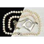 THREE ITEMS OF JEWELLERY, to include a fresh water cultured pearl necklace and matching bracelet,