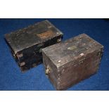 A 19TH CENTURY OAK SILVER CHEST, with green cloth and paper lined fitted interior, hinged lid with