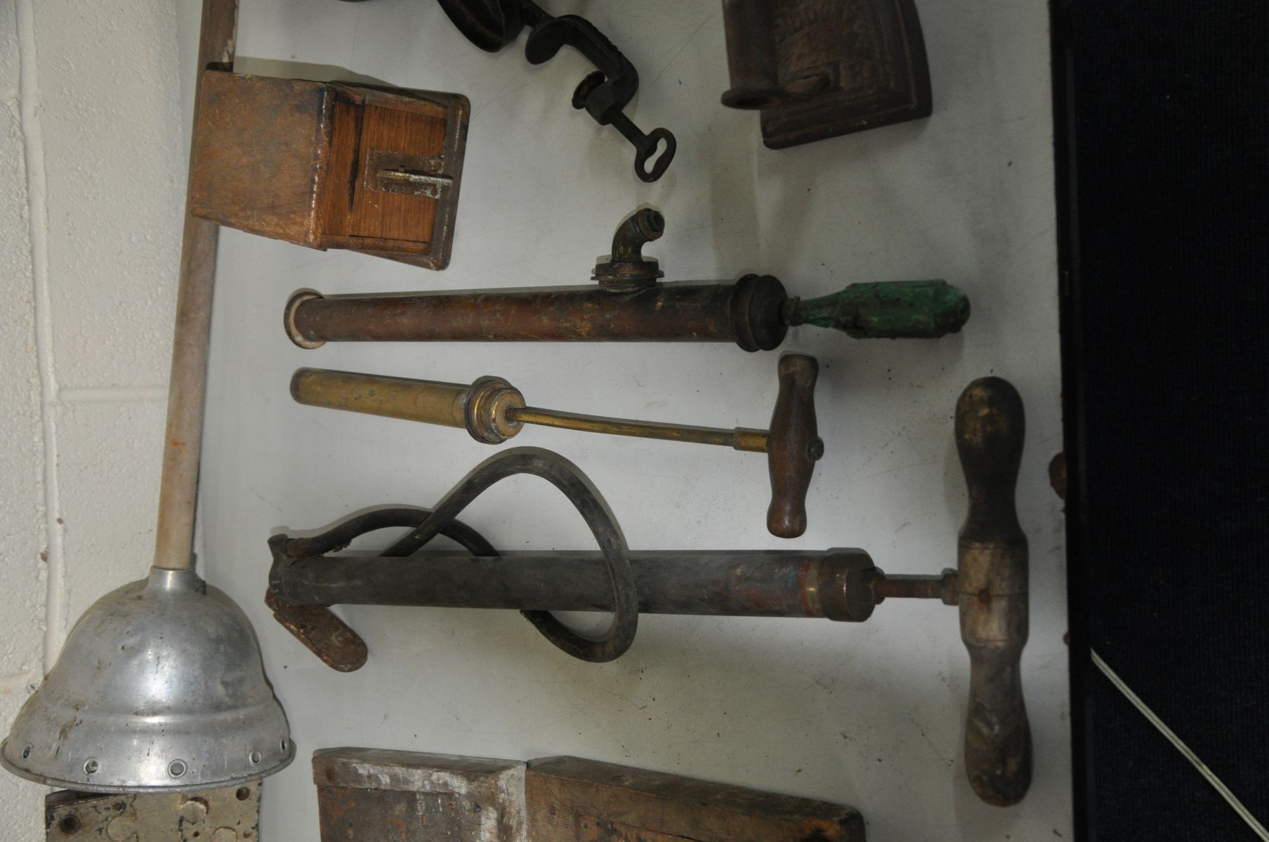 A SELECTION OF VINTAGE COLLECTABLES including five antique door locks, a tilly lamp, two paraffin - Image 3 of 4