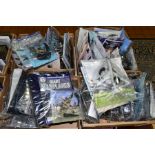 A QUANTITY OF THE AMER GIANT WARPLANES COLLECTION MODELS, many still sealed in original packaging,