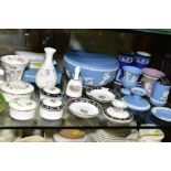 A GROUP OF WEDGWOOD JASPERWARE AND WEDGWOOD BONE CHINA GIFTWARE, including 'Runnymede' pattern