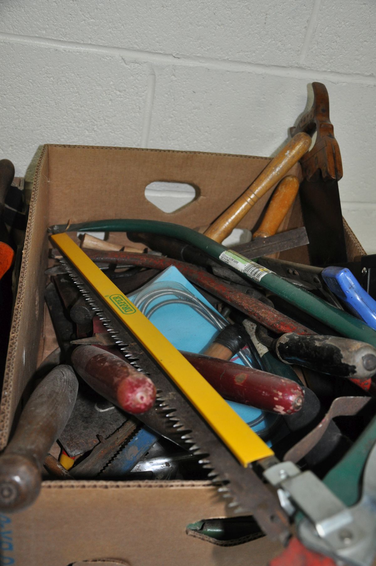 TWO TRAYS CONTAINING WOODWORKING TOOLS including a Record No 05 plane, chisels, awls, brace, saws, - Image 3 of 3