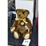 A BOXED STEIFF REPLICA CLASSIC 1909 BEAR, No 000447, complete with swing tag to neck, with grower,