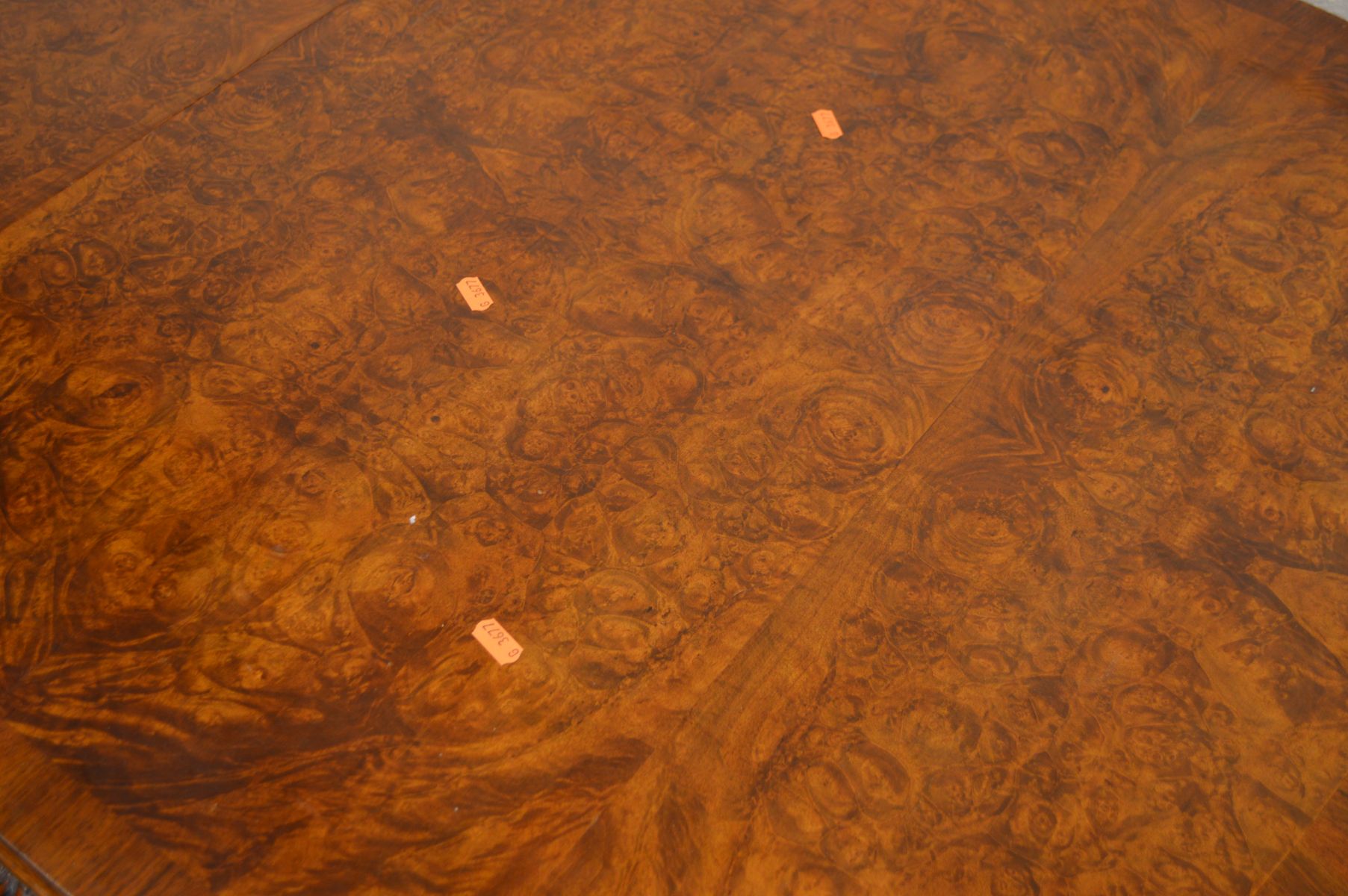 A REPRODUCTION BURR WALNUT AND MAHOGANY DRAW LEAF DINING TABLE, one additional leaf, extended length - Image 2 of 4