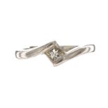 PLATINUM DIAMOND SOLITAIRE RING