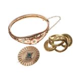 VICTORIAN GOLD-TONE BANGLE AND BROOCHES