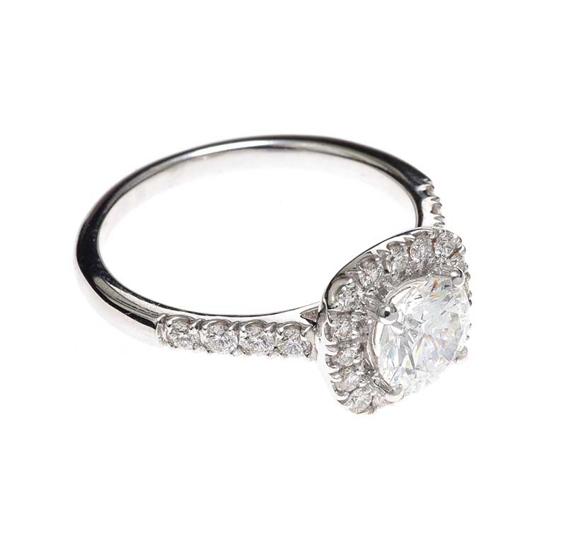 18CT WHITE GOLD DIAMOND RING - Image 2 of 3