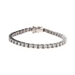 18CT WHITE GOLD DIAMOND TENNIS BRACELET