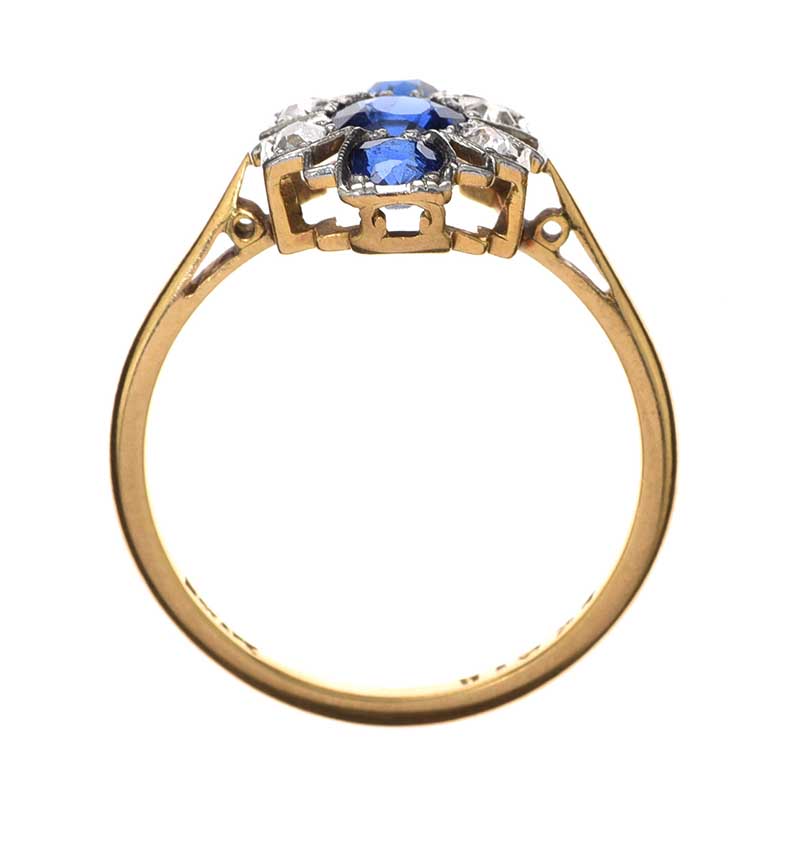 18CT GOLD SAPPHIRE AND DIAMOND RING - Image 3 of 3