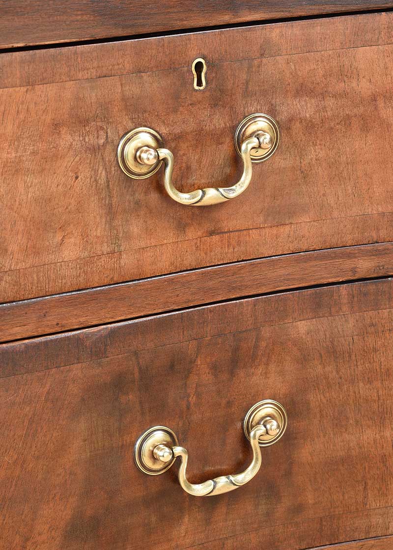 VICTORIAN MAHOGANY CHEST OF DRAWERS - Image 2 of 6