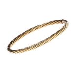 9CT GOLD TWIST HINGED BANGLE