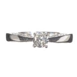 18CT WHITE GOLD DIAMOND RING