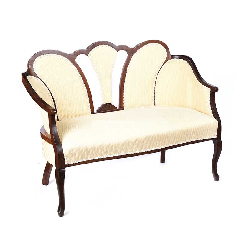 EDWARDIAN SETTEE