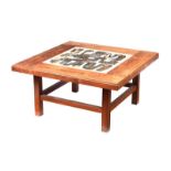 VINTAGE ROSEWOOD COFFEE TABLE