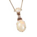 VICTORIAN GOLD PENDANT SET WITH OPAL ON A 9CT GOLD CHAIN