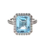 18CT WHITE GOLD AQUAMARINE AND DIAMOND RING