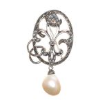 SILVER TONE PEARL AND MARCASITE BROOCH/PENDANT