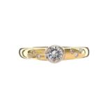 18CT GOLD DIAMOND RING