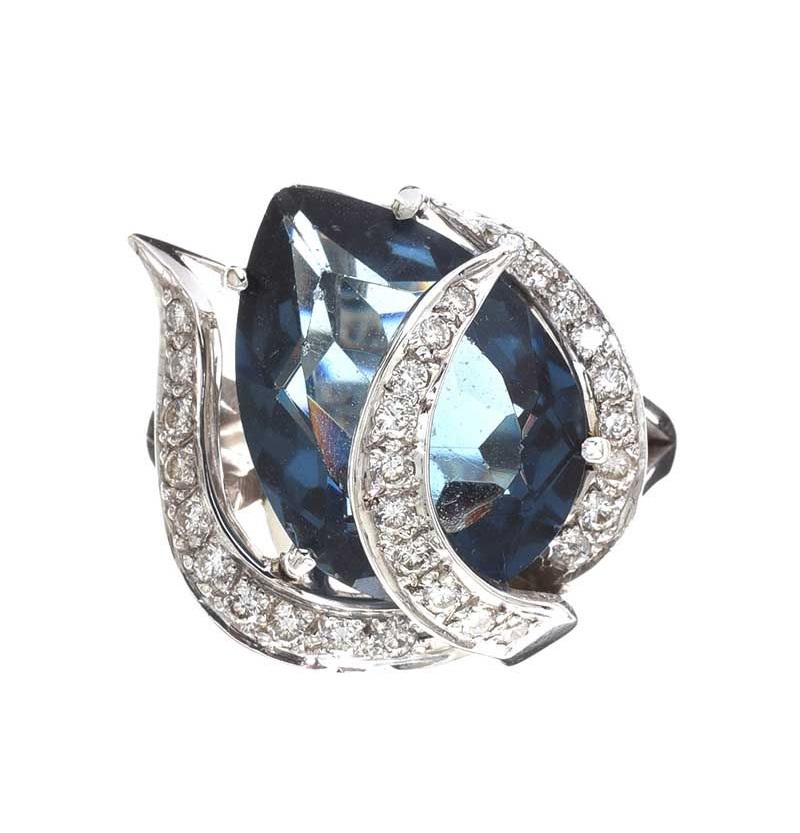 WHITE GOLD BLUE STONE AND DIAMOND RING