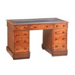 VICTORIAN MAHOGANY PEDESTAL DESK