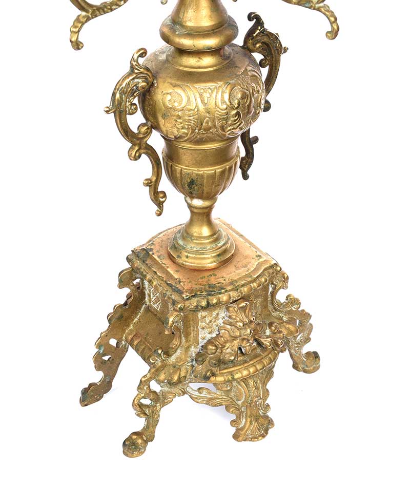 ORNATE BRASS CANDELABRUM - Image 4 of 4