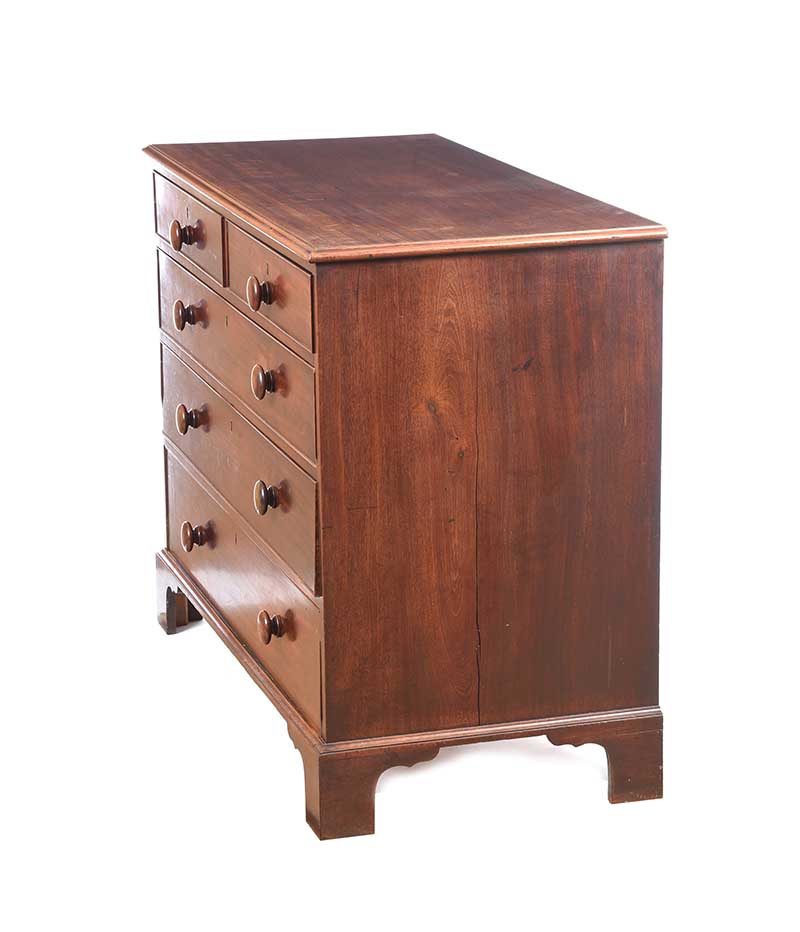 GEORGIAN MAHOGANY CHEST OF DRAWERS - Image 5 of 6