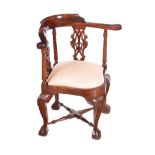 MAHOGANY CORNER CHAIR